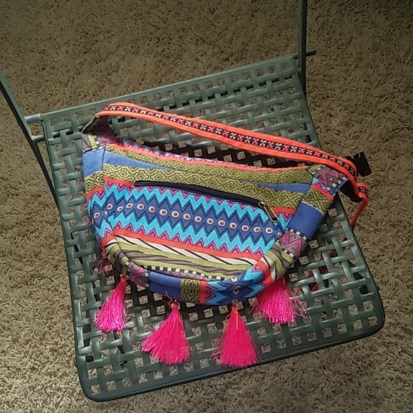 Purse - Picture 2 of 7